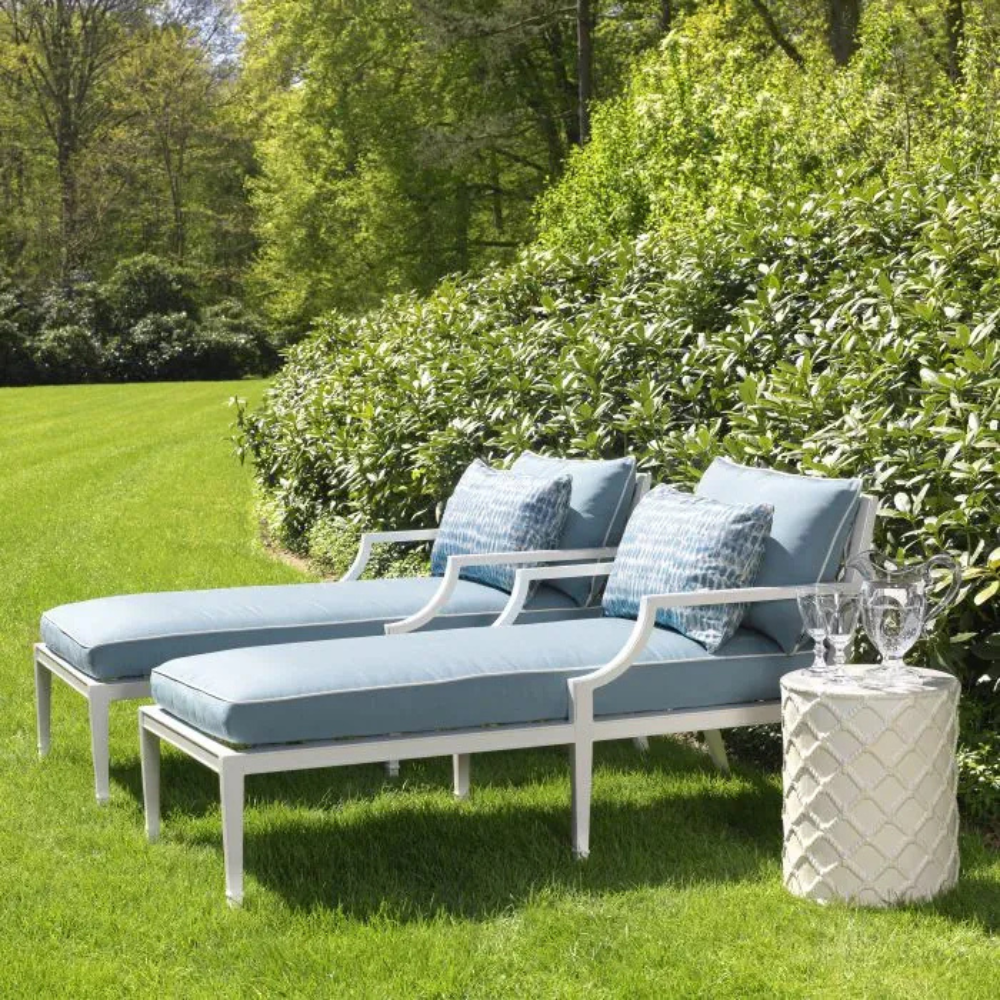 Eichholtz Outdoor Daybed Bella Vista White finish | sunbrella mineral blue